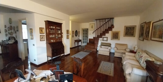 RIF. A128 – Appartamento di Prestigio – Vicino al mare – Ingresso indipendente – Terrazza e ampio garage